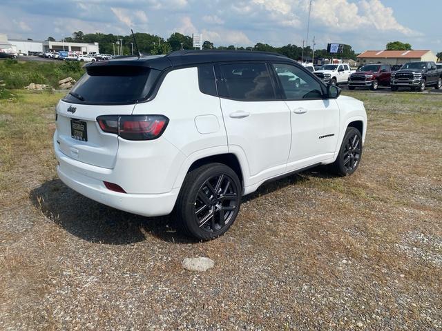 new 2025 Jeep Compass car, priced at $38,900