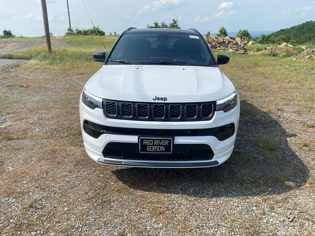 new 2025 Jeep Compass car, priced at $38,900