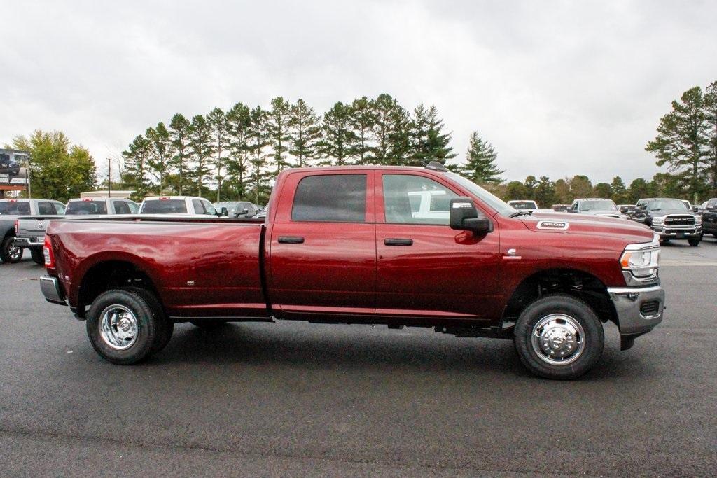 new 2024 Ram 3500 car, priced at $62,615