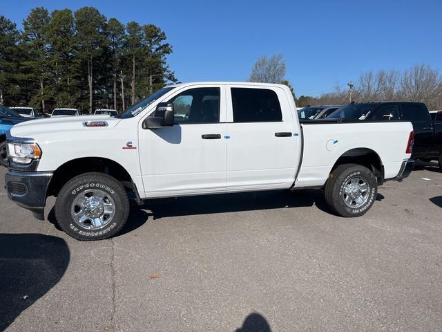 new 2024 Ram 2500 car, priced at $61,421