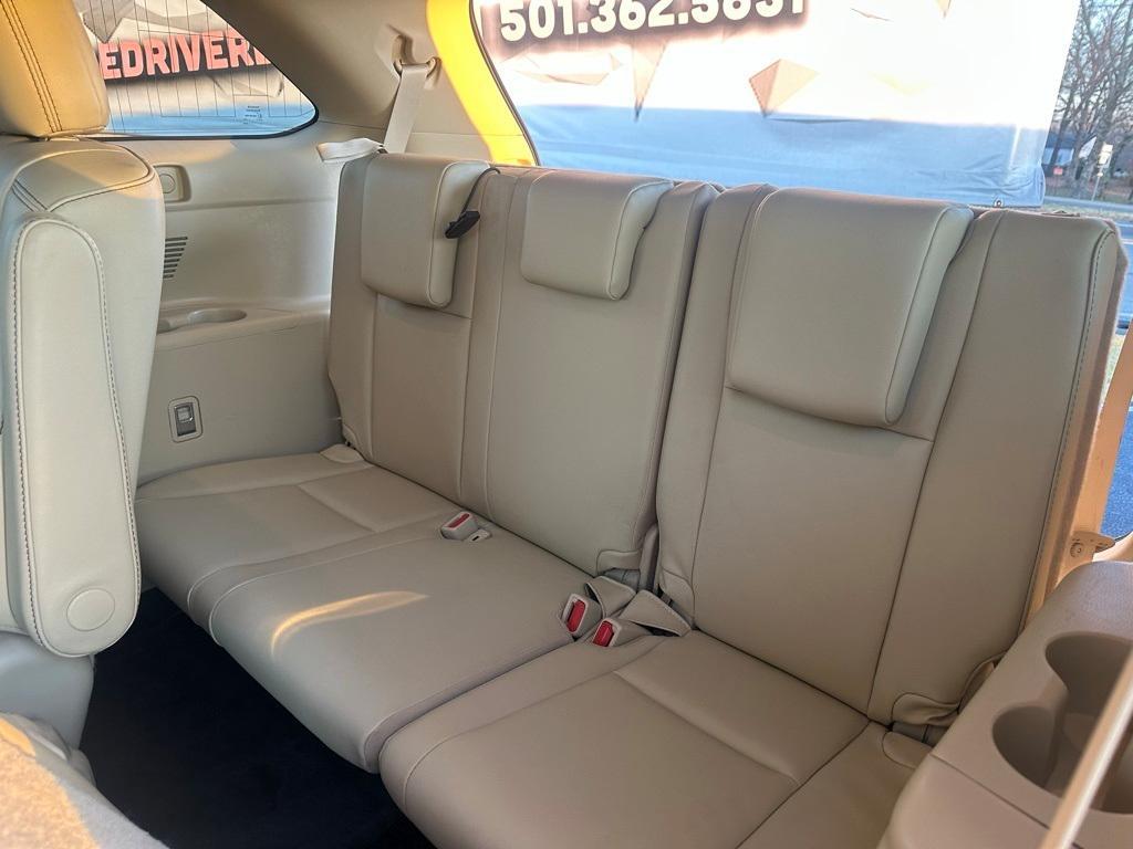 used 2019 Toyota Highlander car, priced at $23,663