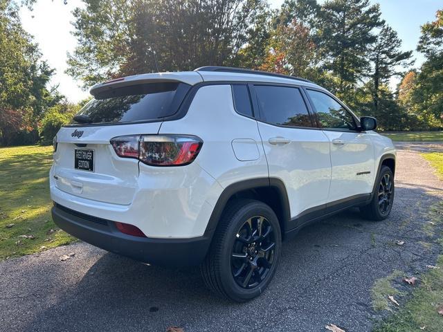 new 2025 Jeep Compass car, priced at $30,260