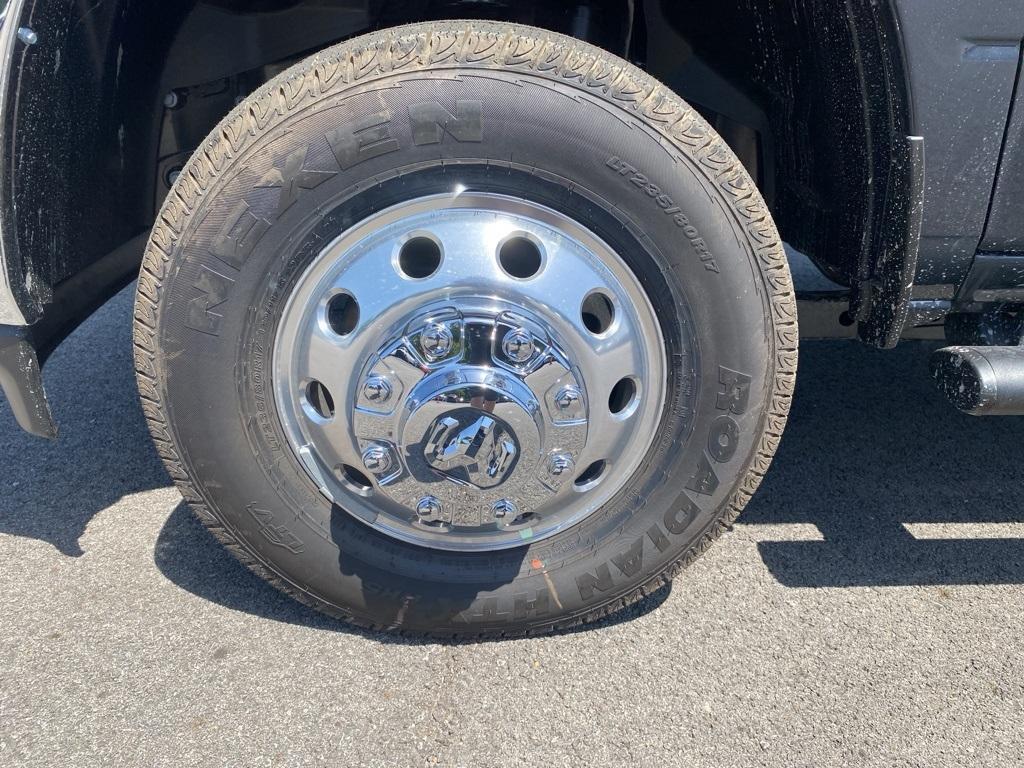 new 2025 Ram 3500 car, priced at $57,298