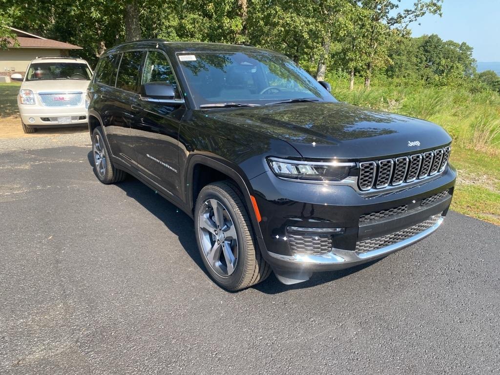new 2025 Jeep Grand Cherokee L car, priced at $47,955