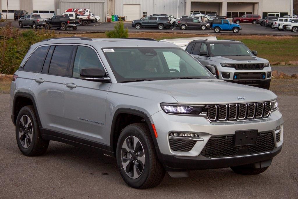 new 2024 Jeep Grand Cherokee 4xe car, priced at $43,880