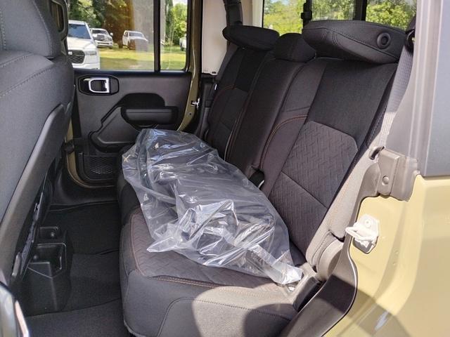 new 2025 Jeep Gladiator car, priced at $49,009