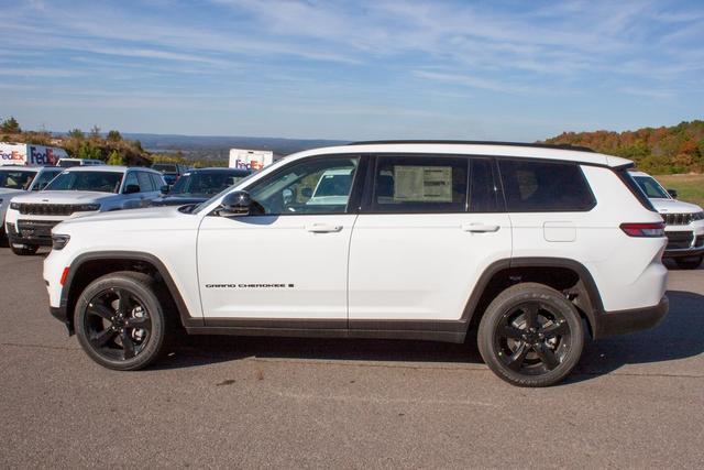 new 2025 Jeep Grand Cherokee L car, priced at $47,580