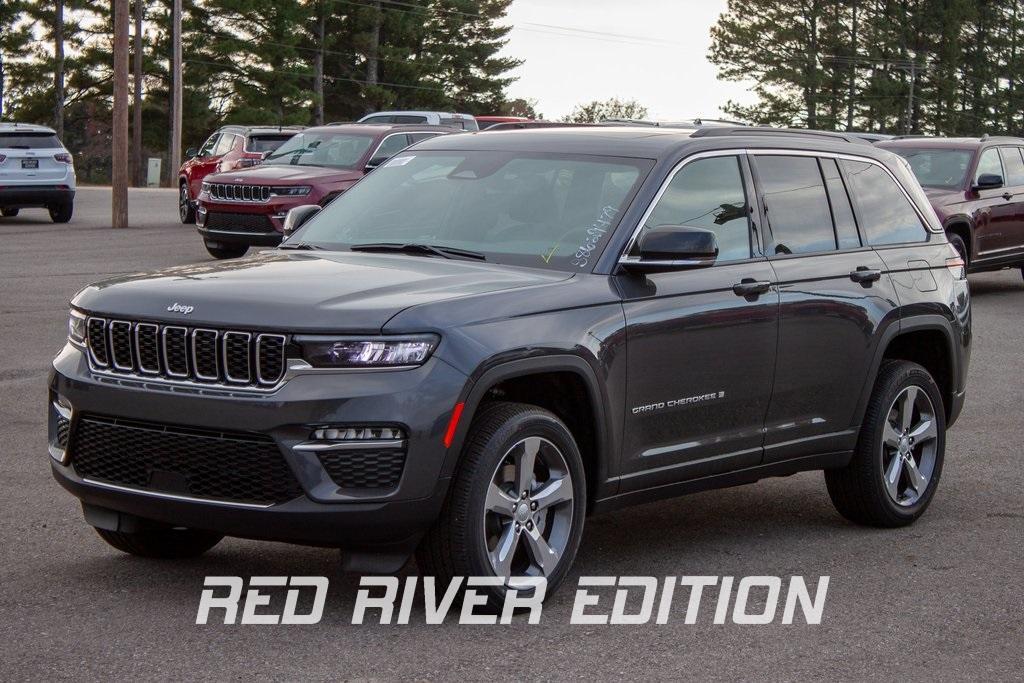 new 2025 Jeep Grand Cherokee car, priced at $51,930