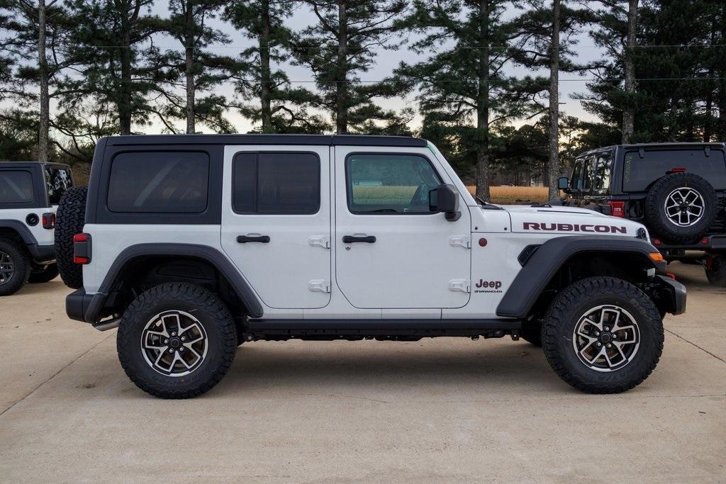 new 2025 Jeep Wrangler car, priced at $54,172