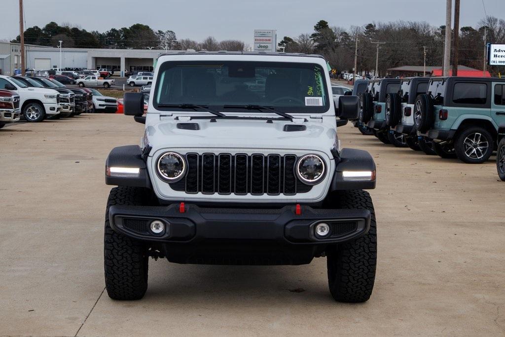 new 2025 Jeep Wrangler car, priced at $54,172