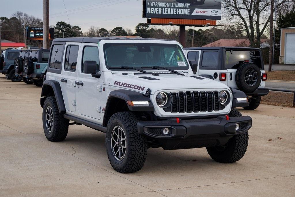 new 2025 Jeep Wrangler car, priced at $54,172