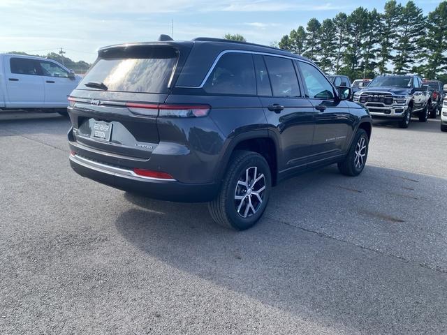 new 2025 Jeep Grand Cherokee car, priced at $47,914