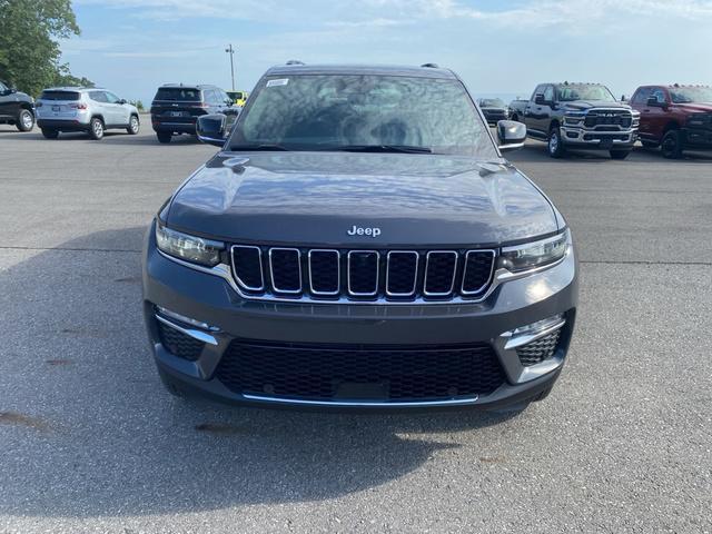 new 2025 Jeep Grand Cherokee car, priced at $47,914