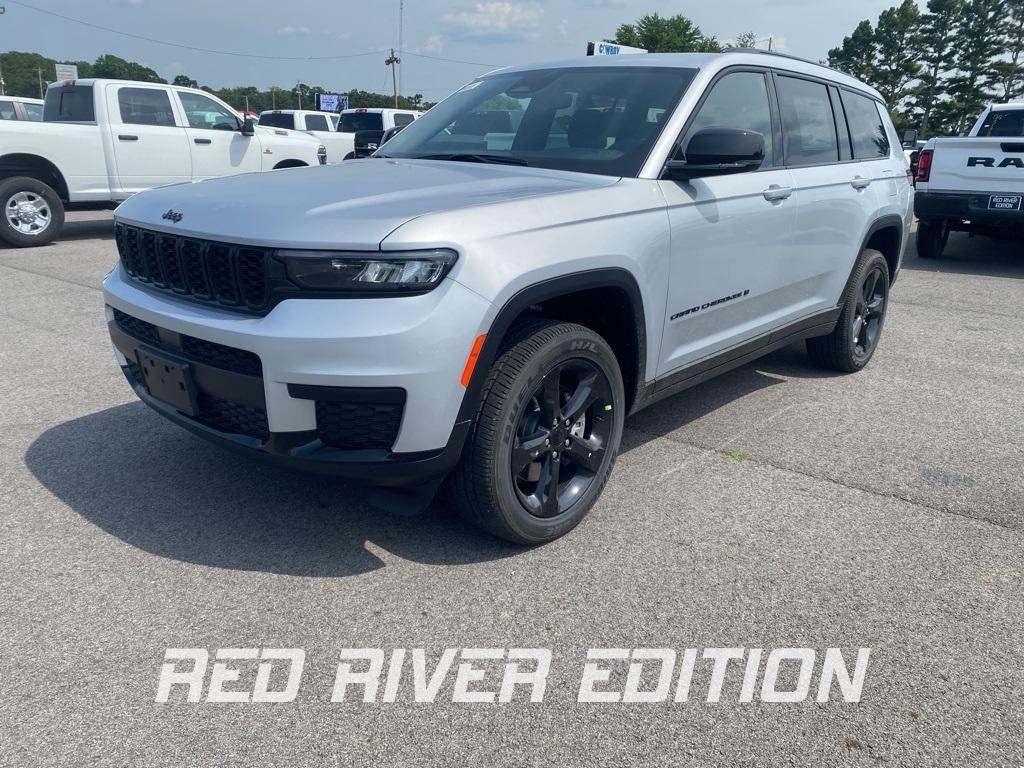 new 2025 Jeep Grand Cherokee L car, priced at $49,017