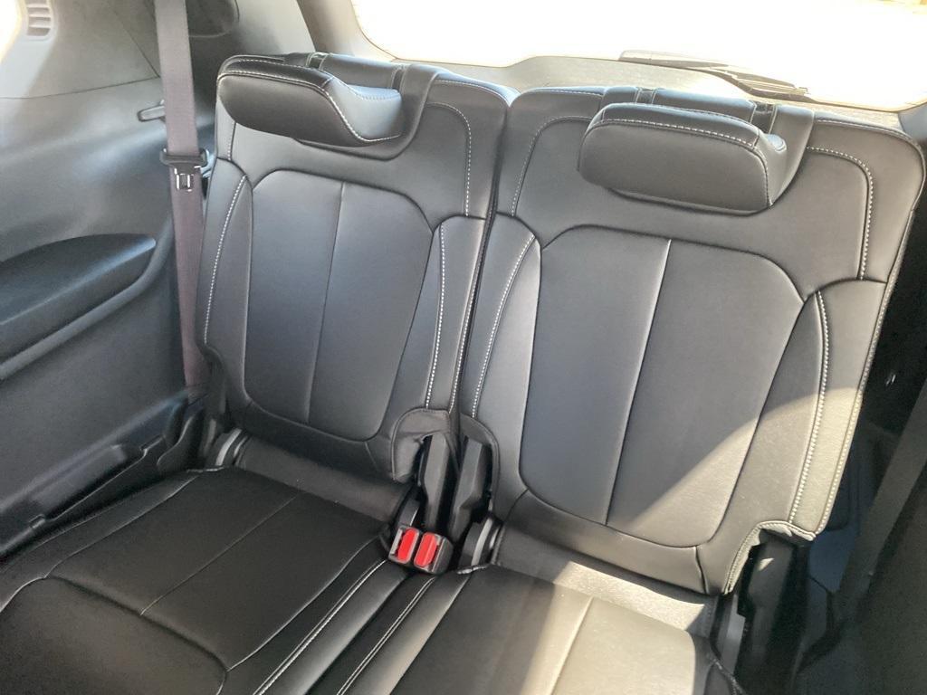new 2025 Jeep Grand Cherokee L car, priced at $48,079
