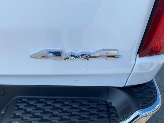 new 2025 Ram 1500 car, priced at $42,212