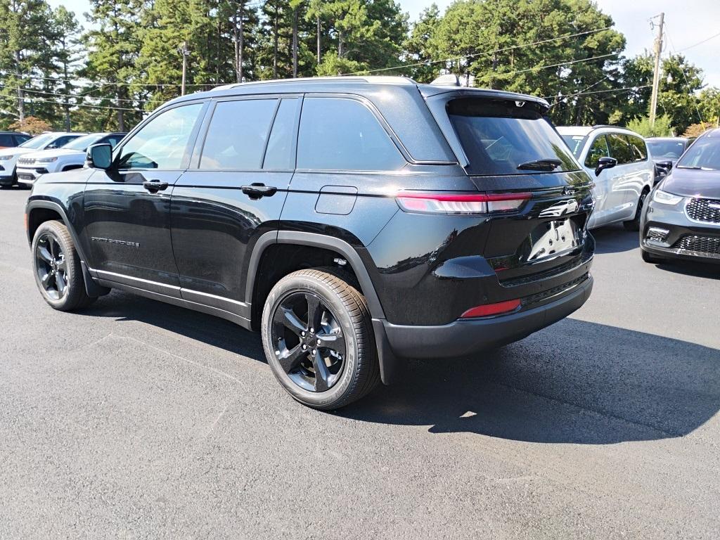 new 2025 Jeep Grand Cherokee car, priced at $51,218