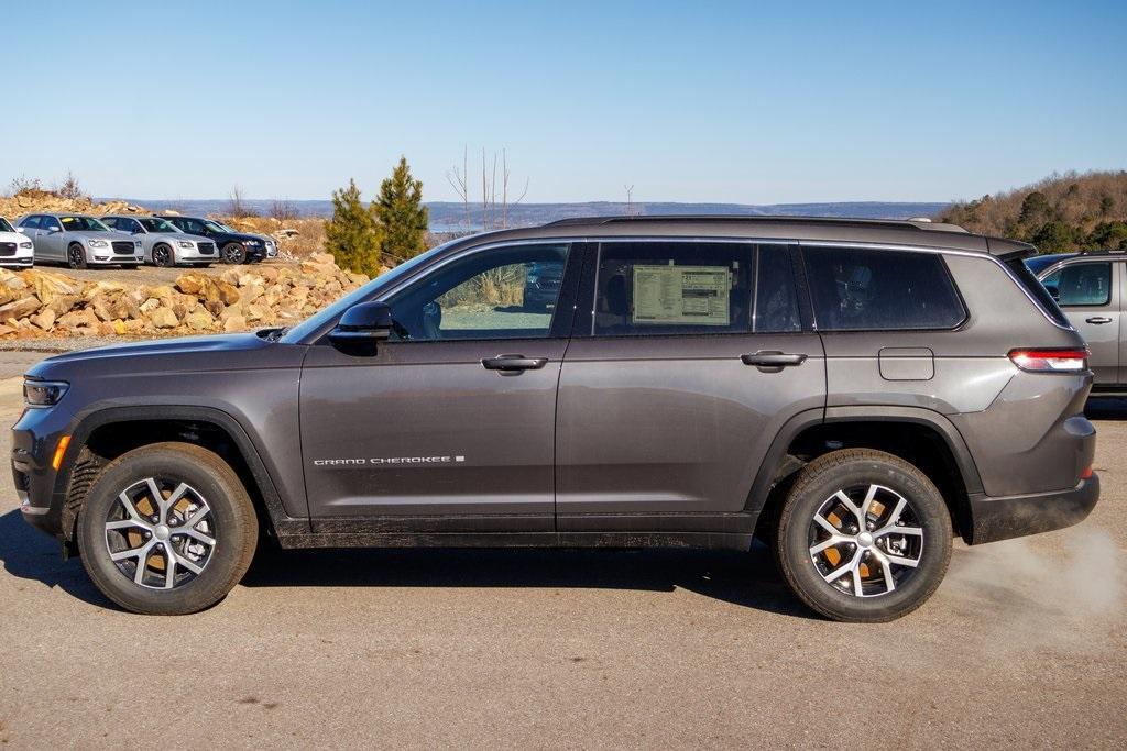 new 2025 Jeep Grand Cherokee L car, priced at $46,069