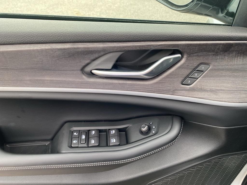 new 2025 Jeep Grand Cherokee L car, priced at $50,955