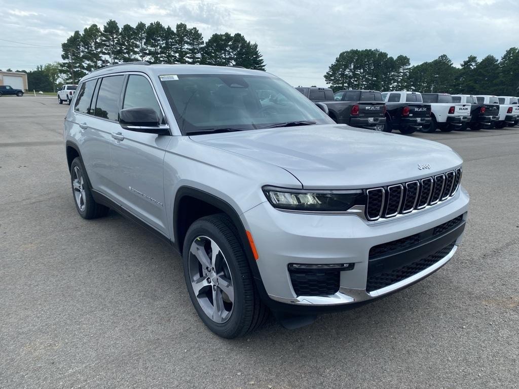 new 2025 Jeep Grand Cherokee L car, priced at $50,955
