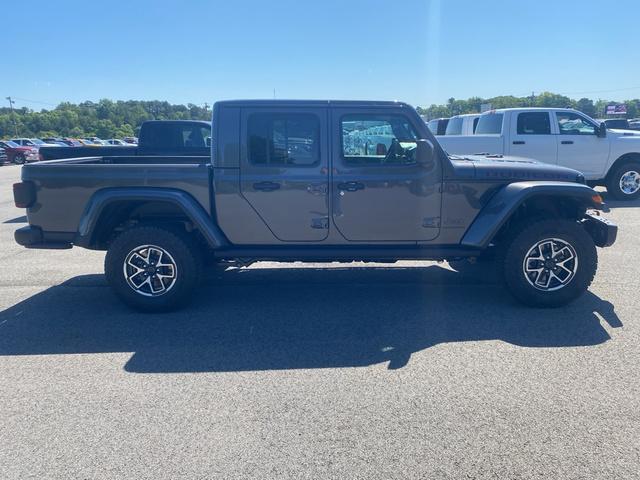new 2025 Jeep Gladiator car, priced at $55,485