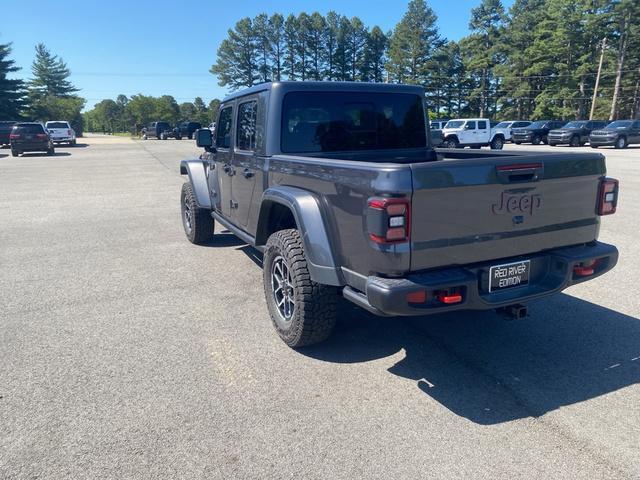 new 2025 Jeep Gladiator car, priced at $55,485