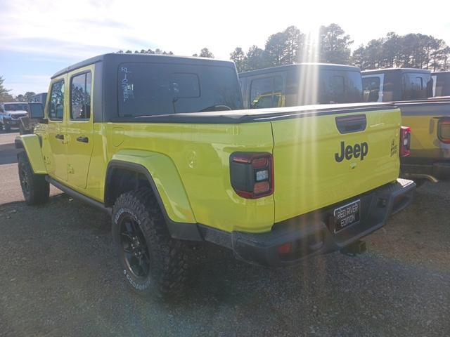 new 2024 Jeep Gladiator car, priced at $54,798