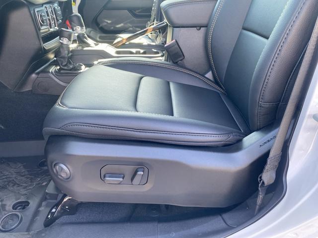 new 2025 Jeep Wrangler car, priced at $52,929