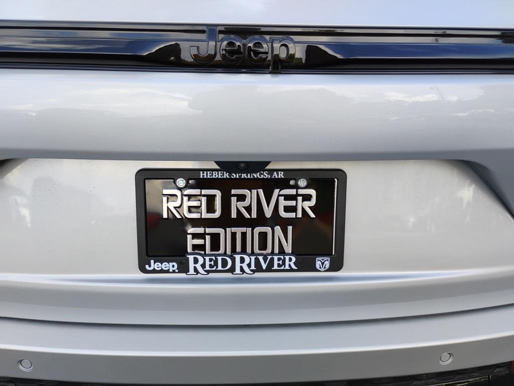 new 2025 Jeep Grand Cherokee car, priced at $46,607
