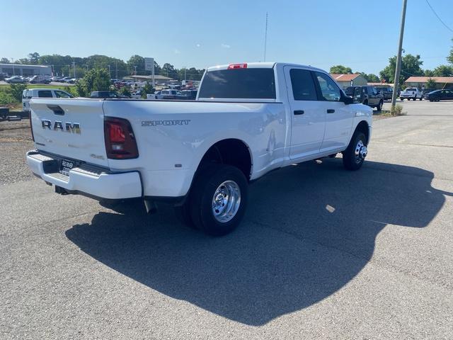 new 2025 Ram 3500 car, priced at $72,268