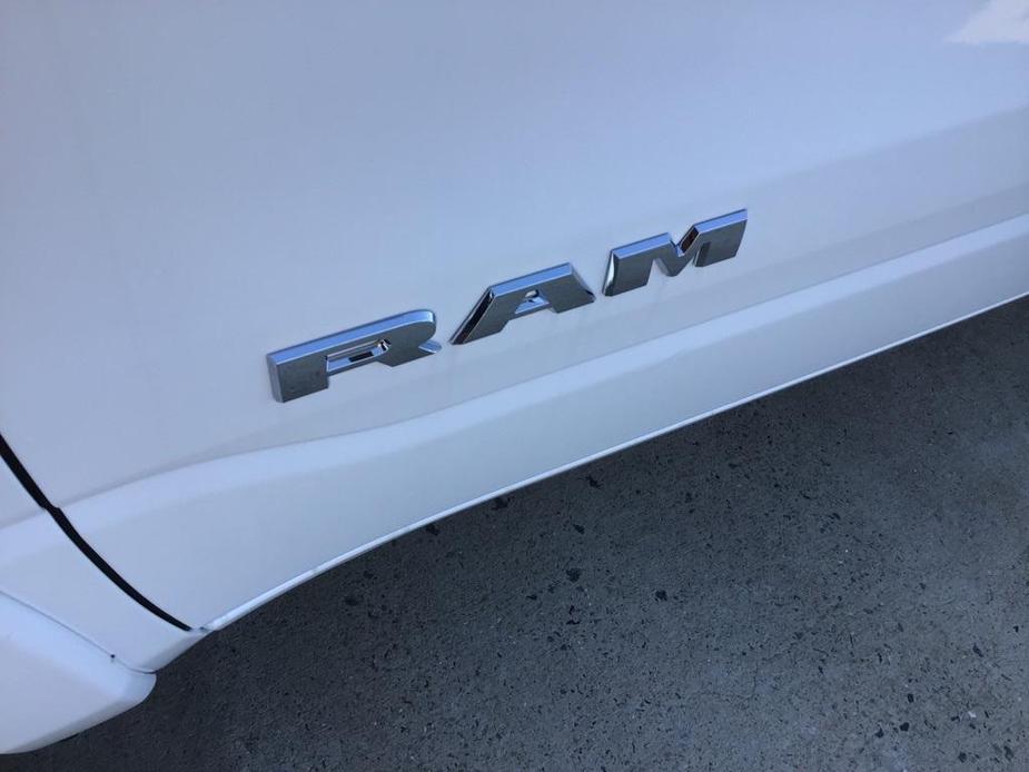 new 2025 Ram 1500 car, priced at $45,783