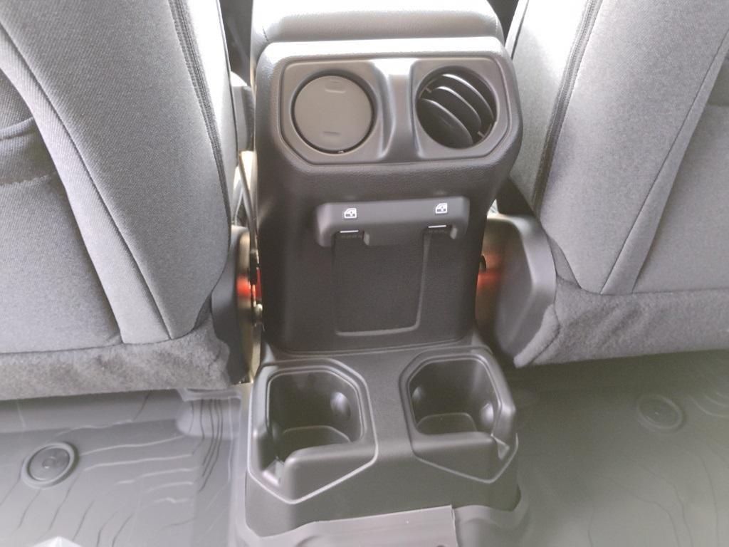 new 2025 Jeep Wrangler car, priced at $47,935