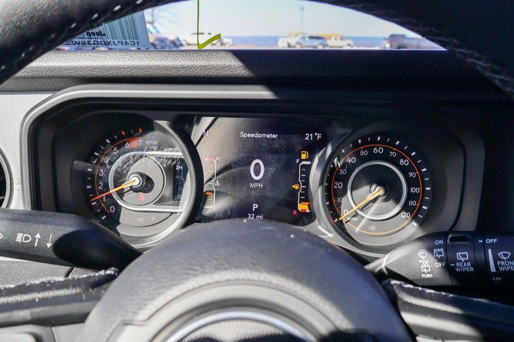 new 2025 Jeep Wrangler car, priced at $50,942