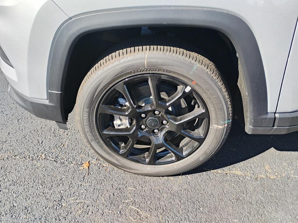 new 2026 Jeep Compass car, priced at $35,416