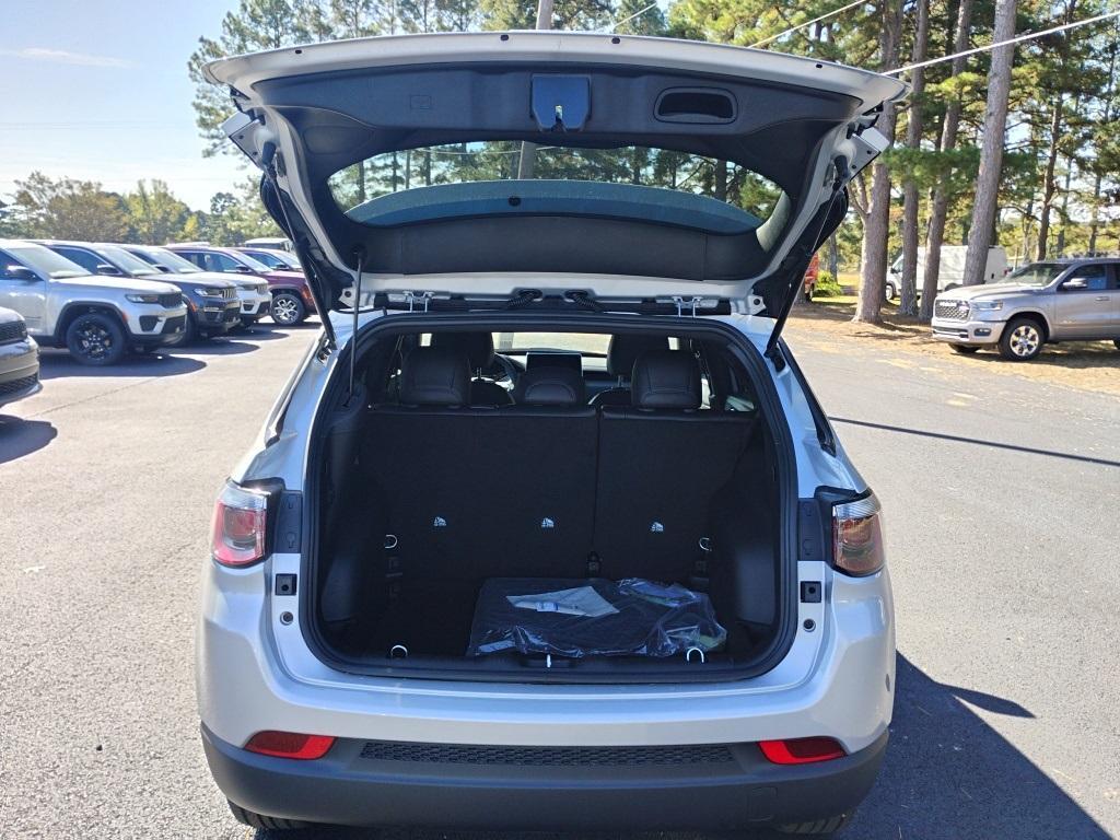 new 2026 Jeep Compass car, priced at $35,416