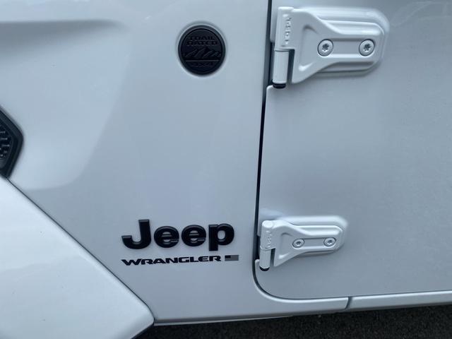 new 2025 Jeep Wrangler car, priced at $46,244