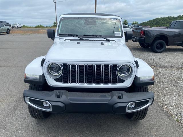 new 2025 Jeep Wrangler car, priced at $46,244