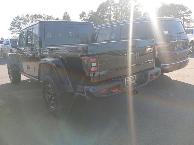 new 2024 Jeep Gladiator car, priced at $55,818