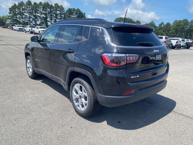 new 2025 Jeep Compass car, priced at $30,546