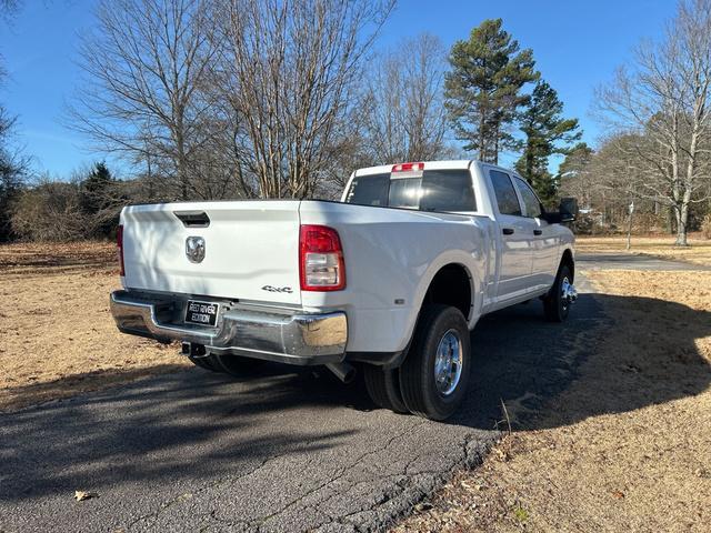 new 2024 Ram 3500 car, priced at $62,657