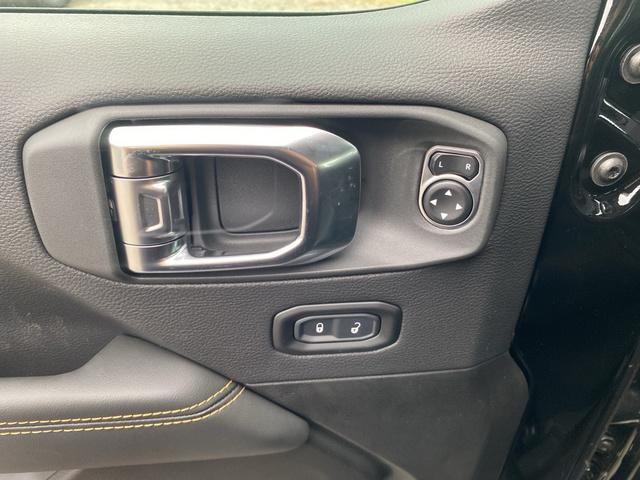 new 2025 Jeep Wrangler car, priced at $51,272