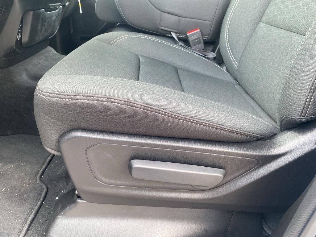 new 2025 Ram 1500 car, priced at $53,575