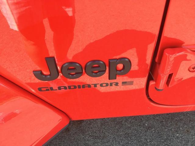 new 2025 Jeep Gladiator car, priced at $49,450