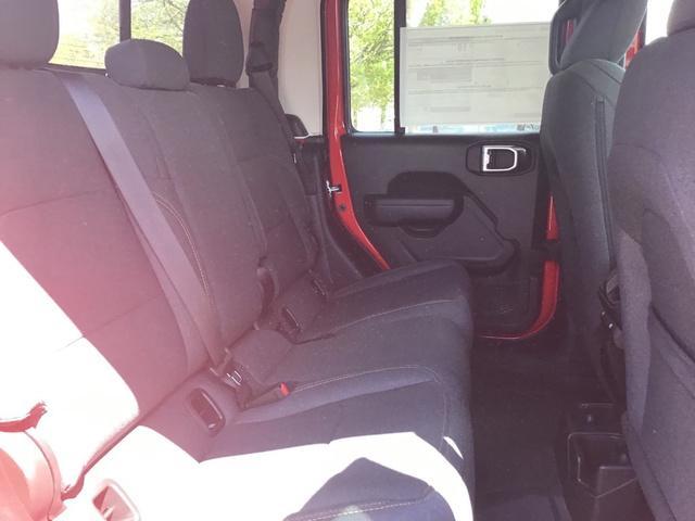 new 2025 Jeep Gladiator car, priced at $49,450