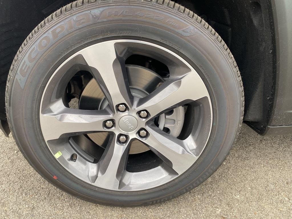 new 2025 Jeep Grand Cherokee L car, priced at $50,955