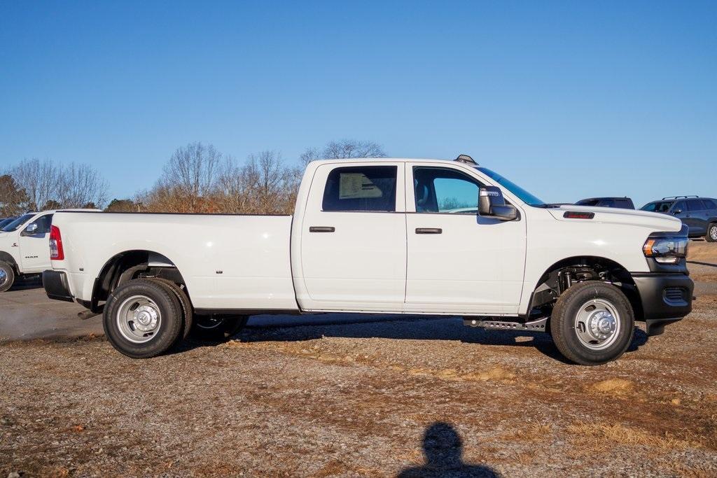 new 2024 Ram 3500 car, priced at $51,075