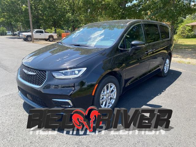 new 2025 Chrysler Pacifica car, priced at $38,172