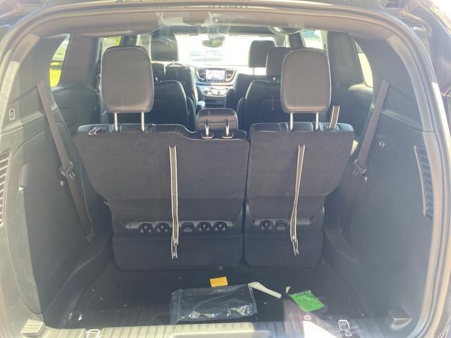 new 2025 Chrysler Pacifica car, priced at $38,172