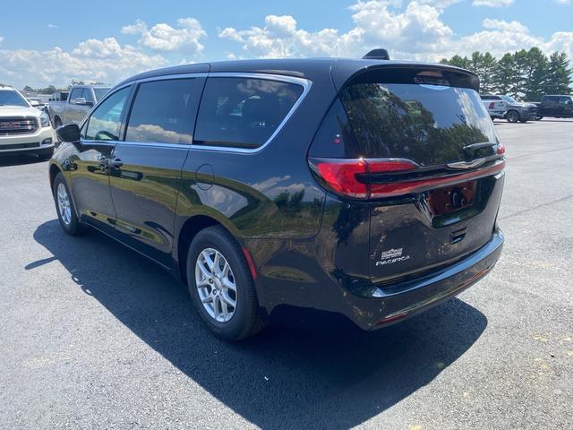 new 2025 Chrysler Pacifica car, priced at $38,172