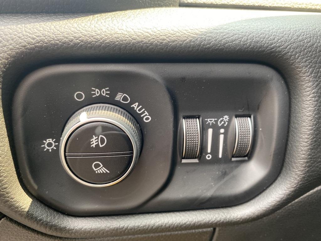 new 2025 Ram 1500 car, priced at $50,085